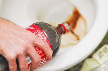 20 Uses for Coca Cola That Prove It Doesn’t Belong In The Human Body