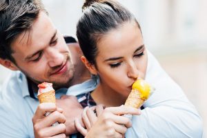 Science Confirms Being Happy In Love Makes You Gain Weight
