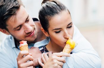 Science Confirms Being Happy In Love Makes You Gain Weight