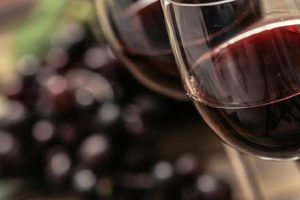 Researchers Say, Drinking Red Wine Avoids Obesity And Gives ‘Healthier Guts’