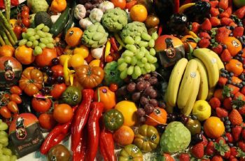 Fruits and Veggies Rank on Danger List For 2022