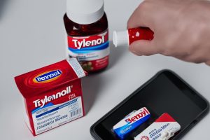 Can You Take Benadryl with Tylenol?